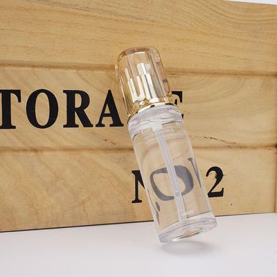 Bottiglia dorata 60ml della pompa dell'ANIMALE DOMESTICO della lozione trasparenza di plastica cosmetica della bottiglia dell'alta