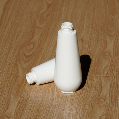 Insieme crema bianco della bottiglia di 100ml 150ml della bottiglia di plastica cosmetica PETG Skincare della lozione