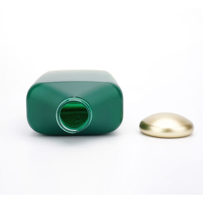 Le bottiglie di plastica dello sciampo dell'hotel inondano la certificazione dei contenitori 350ml QS del gel
